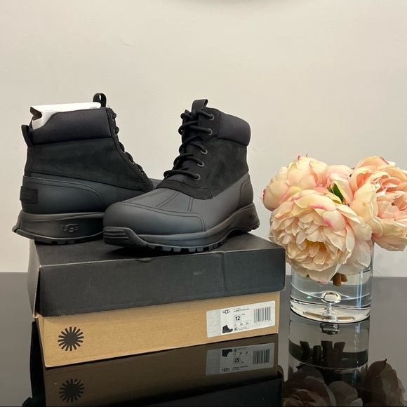 UGG Other - UGG Emmett Duck Boots MEN New in Box Black Size 12